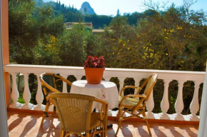 Holiday House Letta in Agios Gordios Beach in a very quiet location
